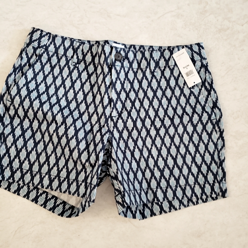 NWT Gap geometric print city shorts size 0 Petite